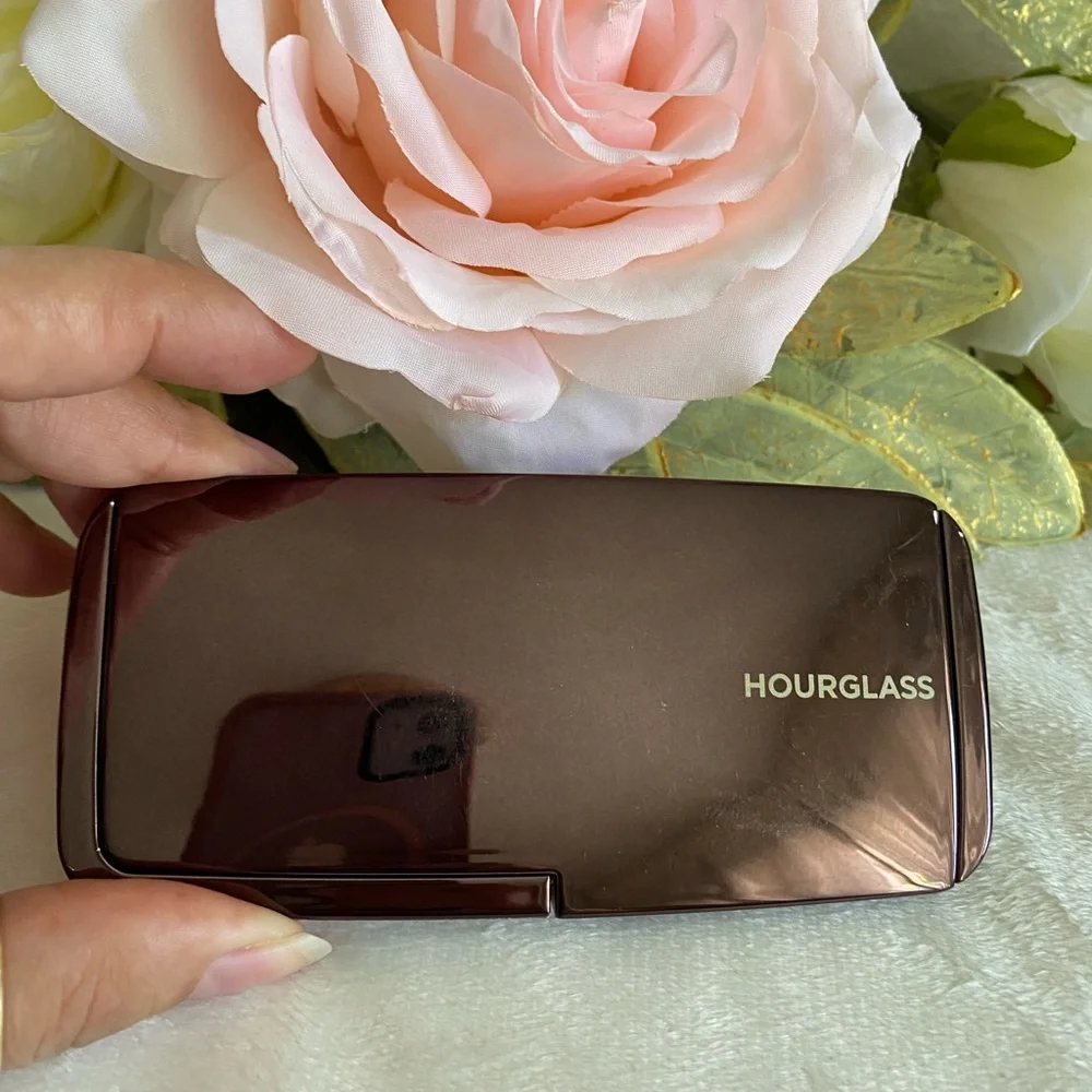 Hourglass MODERNIST EYESHADOW PALETTE COLOR FIELD - Picture 6 of 6